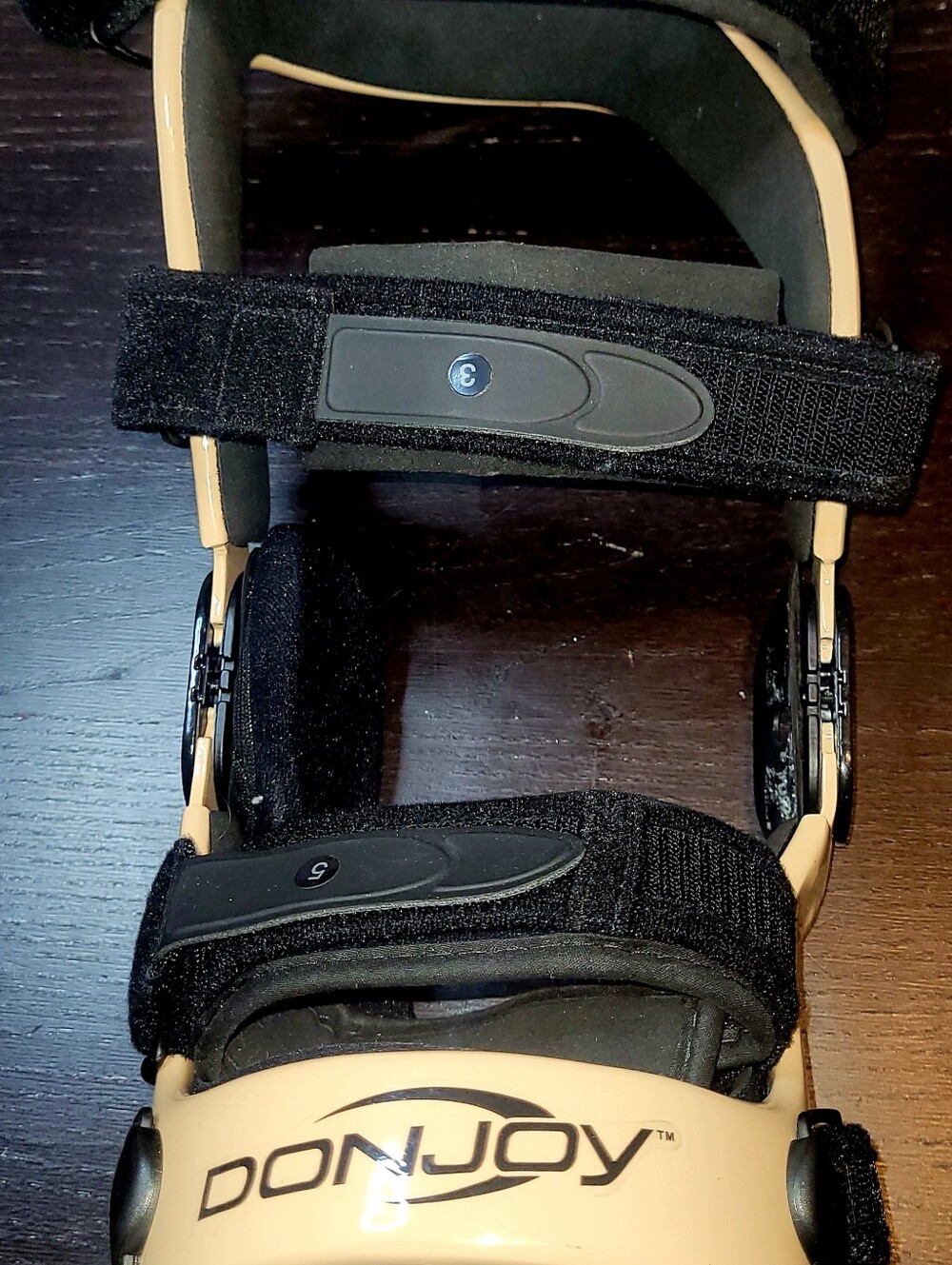 DonJoy Left Knee Brace Sz Large Defiance III Custom-Fit Carbon Fiber ACL/PCL